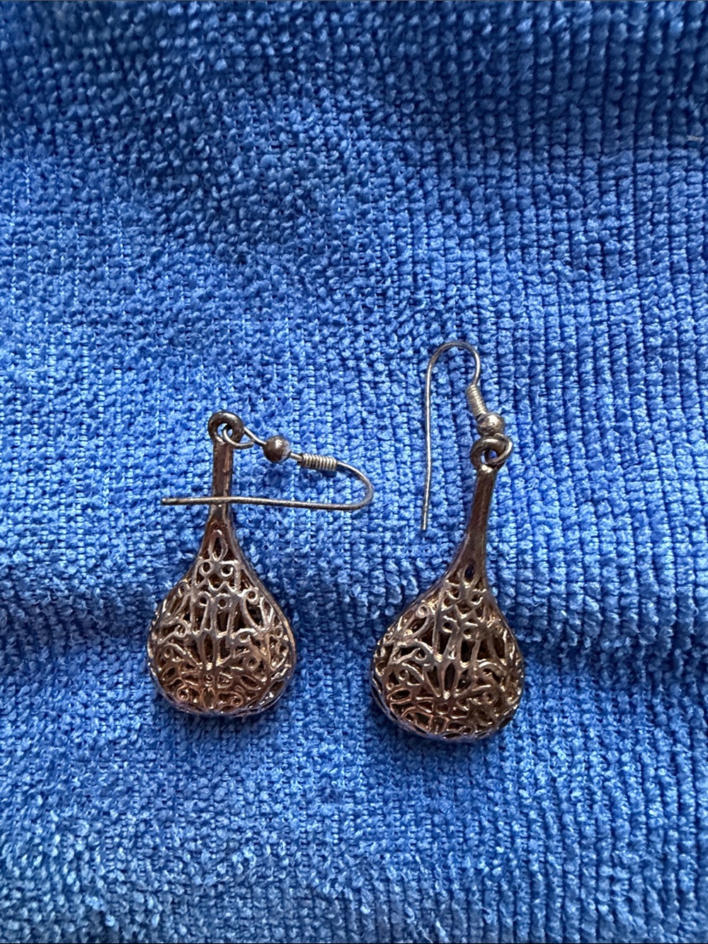 Vintage-Inspired Filigree Teardrop Earrings in sterling Silver